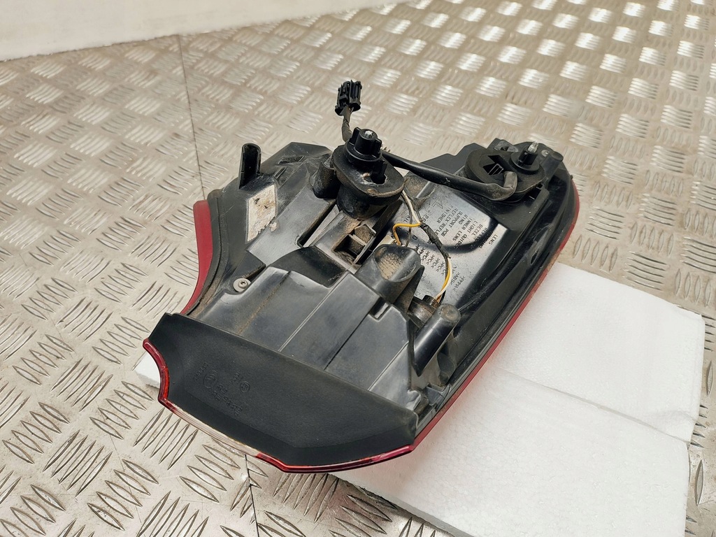 фото №9, Citroen ds5 2012 права сторона лампа задня