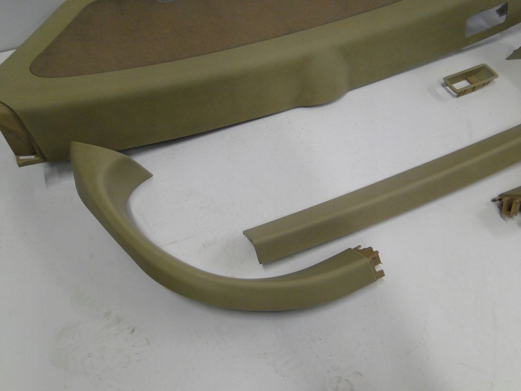 фото №7, Mercedes r klasa w251 оббивка багажника кришка багажника