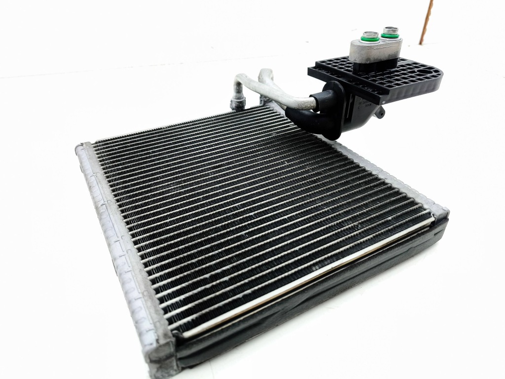 Купить Радиатор кондиционера tesla model s f168fpca4 electric 2015