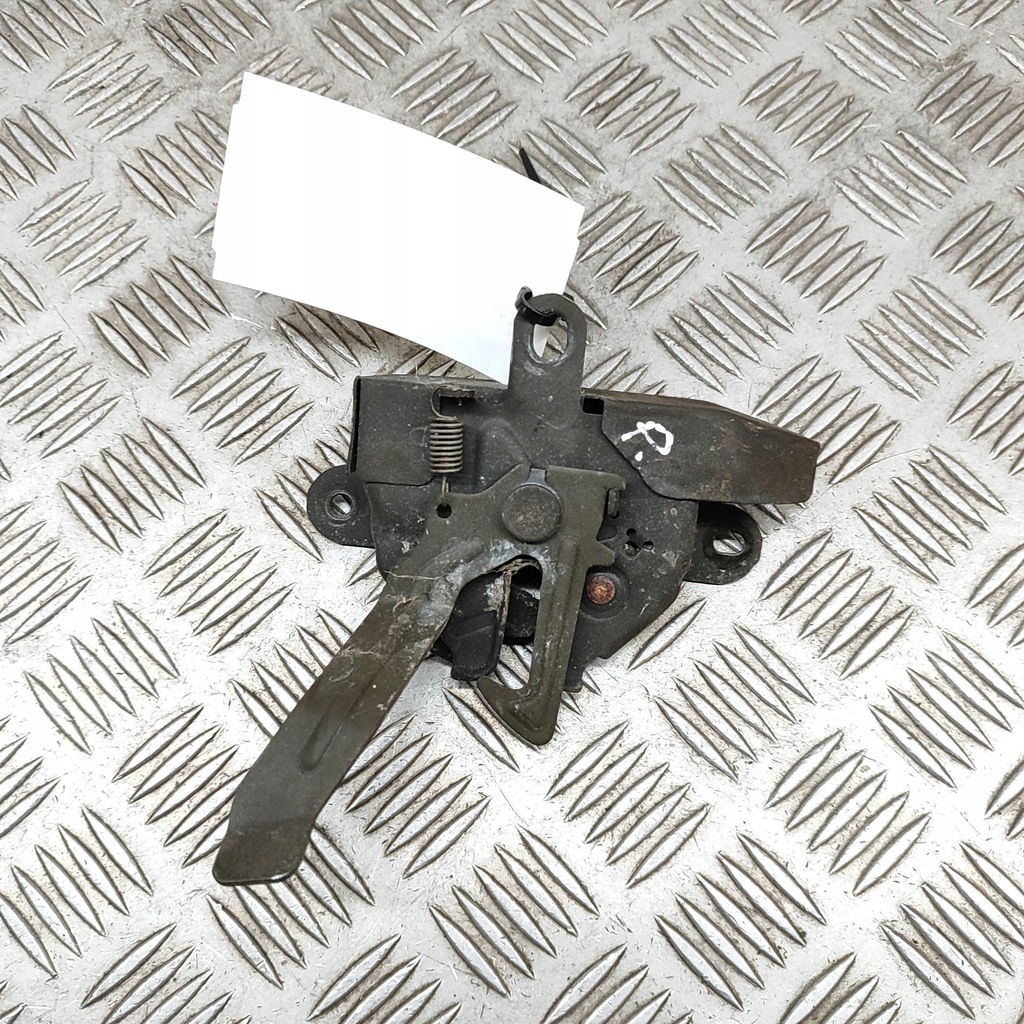 фото №5, Toyota hiace h50, h60, h70 2001 замок крышки передней / капот двигателя