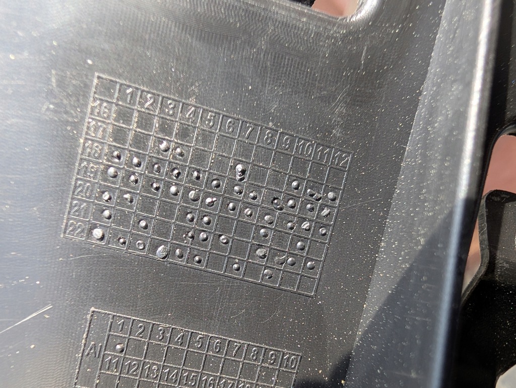 фото №8, Напрямна кронштейн кронштейн бампера задня bmw i3 i01 7462344