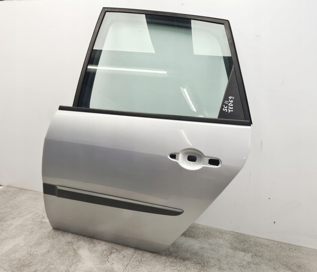 Renault scenic 2 двері лівий задній ted69 Доставка