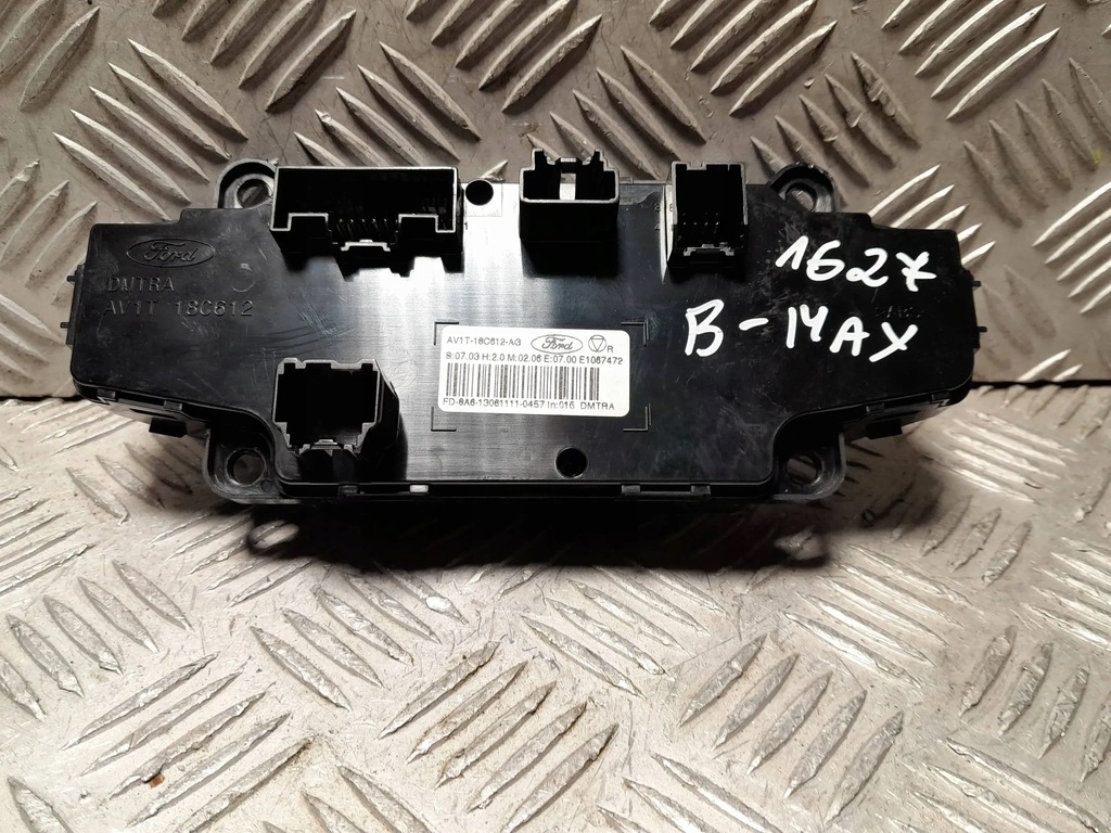 фото №7, Ford b-max панель обдув кондиционера av1t-18c612-ag
