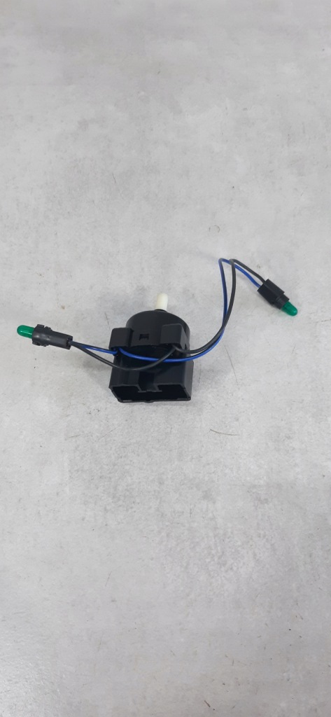 фото №1, Toyota terios перемикач обдув вентилятор обігріву 84732-97403