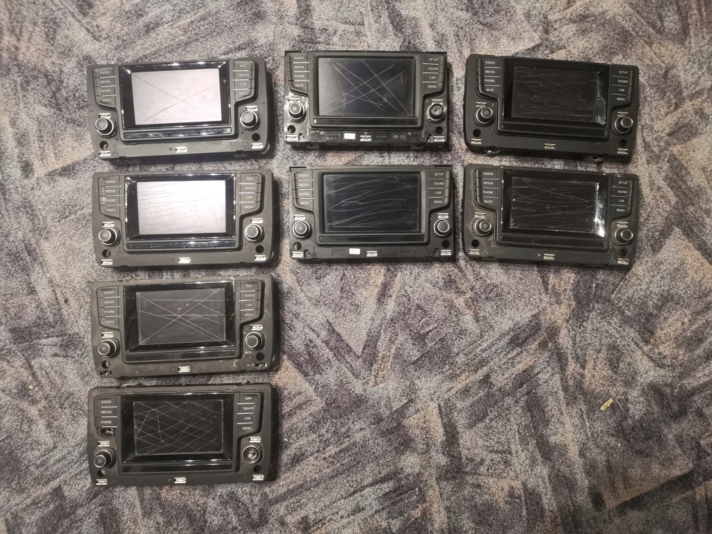 Купити 8x lcd дисплей vw golf 7 tiguan vii navi skoda