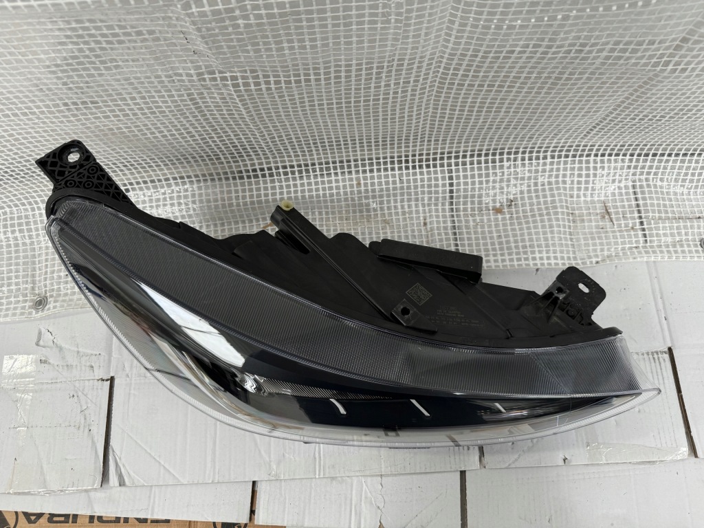 Ford focus mk4 рестайлінг  правий фара full led Ціна