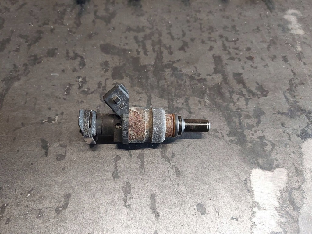 Купити Форсунка пального bmw 3 e46 325ti m54b25 256s5 1427240