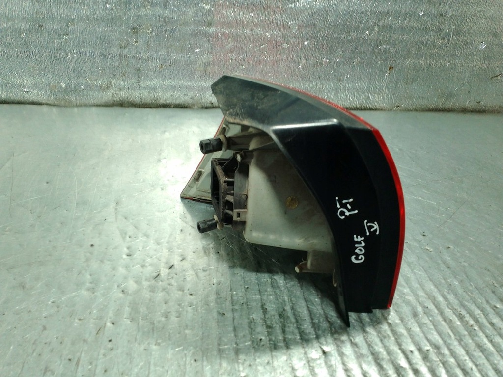 фото №4, Лампа задняя правая vw golf v хэтчбек