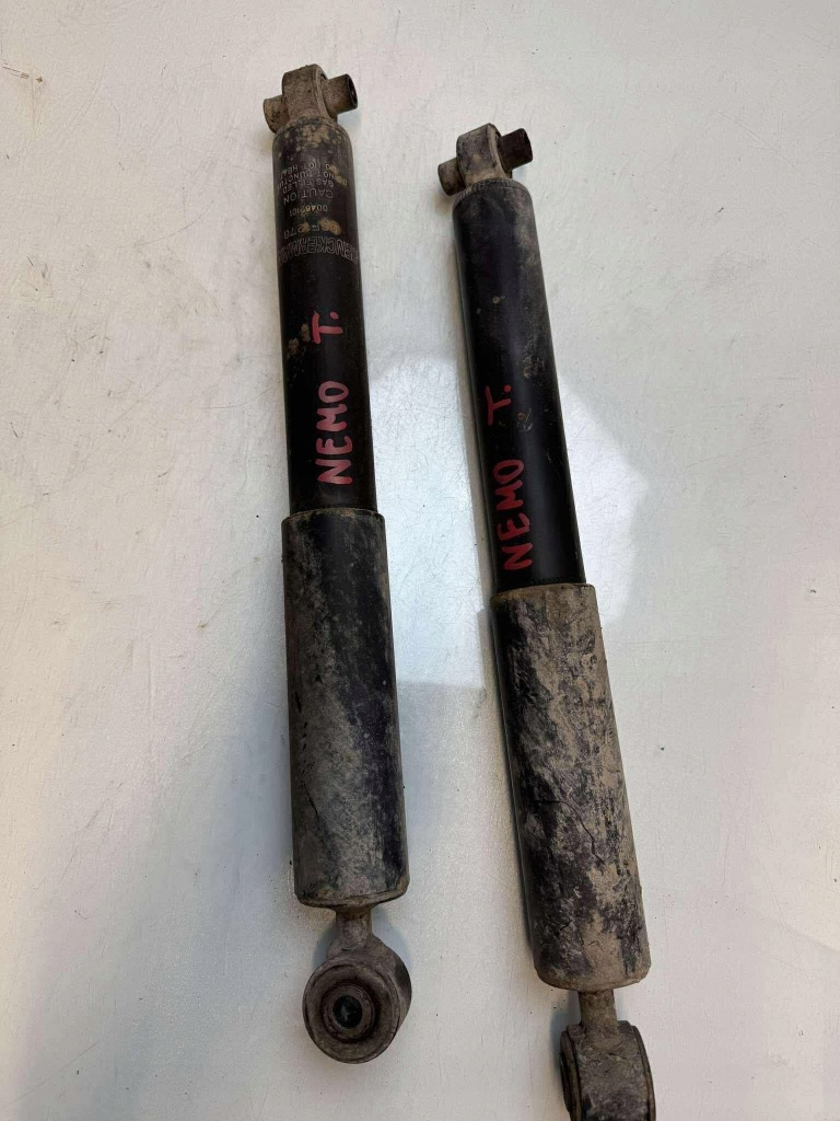 фото №1, Citroen nemo 1400cm3 дизель амортизатор задній