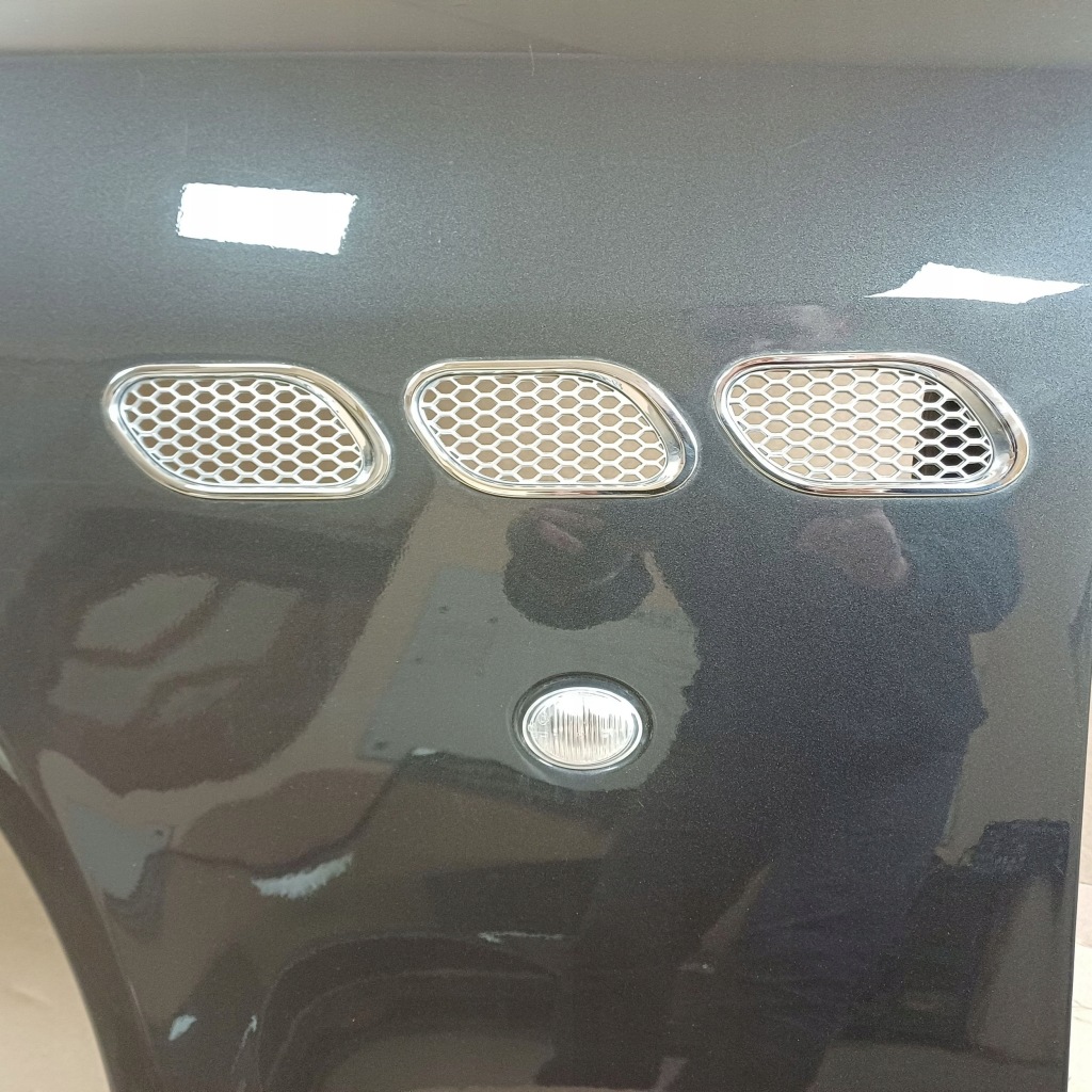 2007 maserati quattroporte крыло Киев