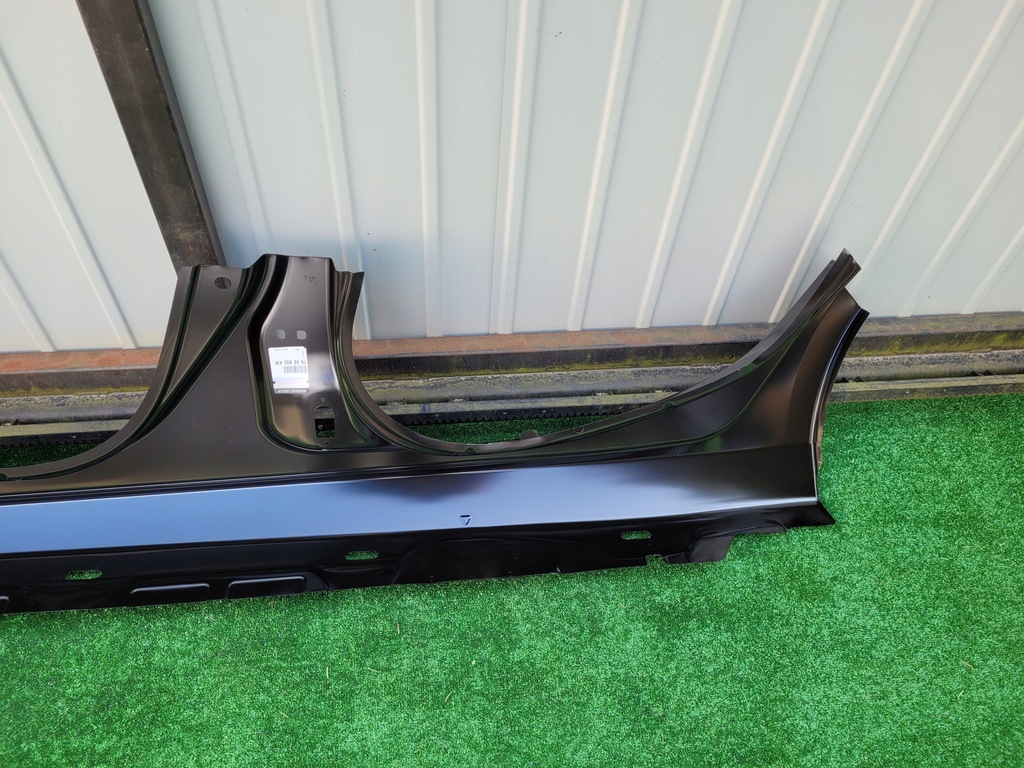 фото №5, Renault megane iv 4 поріг правий обшивка поріг оригінальний номер