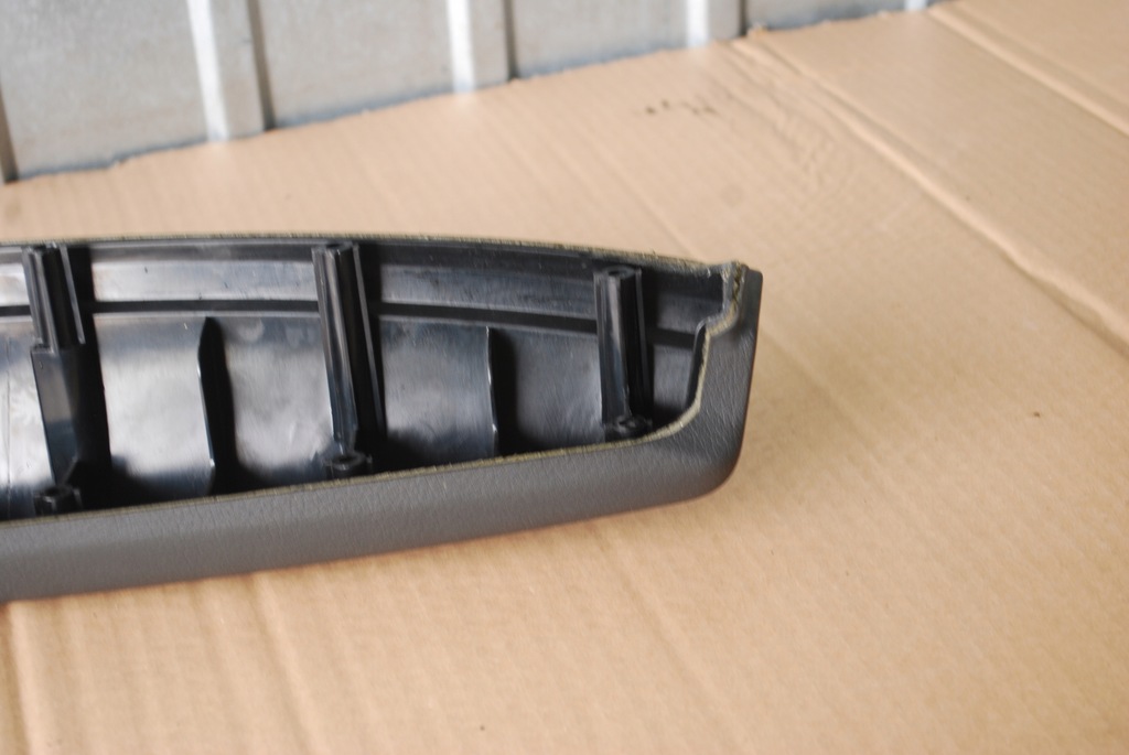 фото №12, Підлокітник обшивка лівий перед audi a8 d3 soul