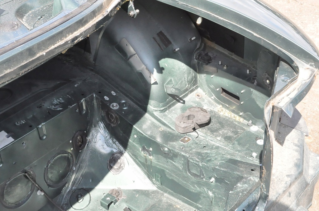 фото №6, Aston martin db7 чверть крила правий задня задній