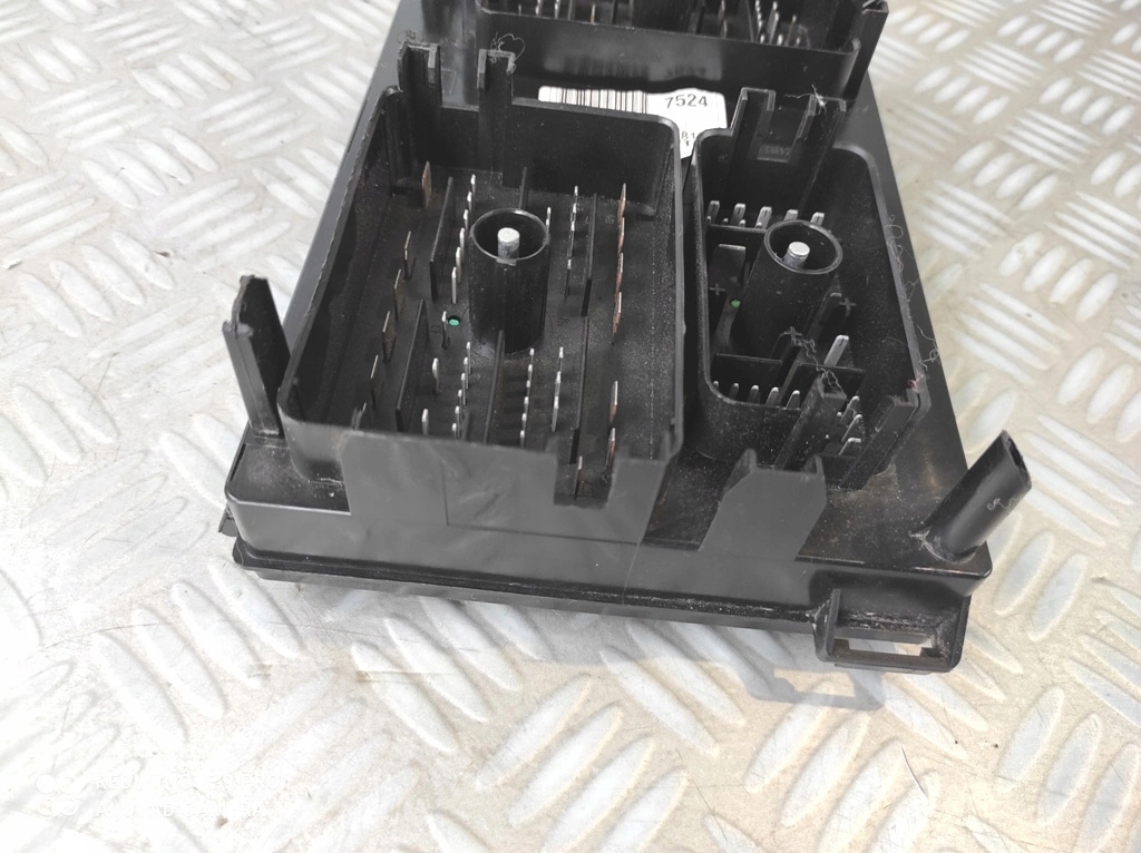 фото №13, Opel astra j zafira c коробка предохранителей 13368641 ''ty''