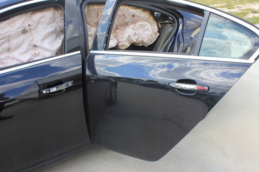 фото №1, Opel insignia a дверь левая задние с 20 r