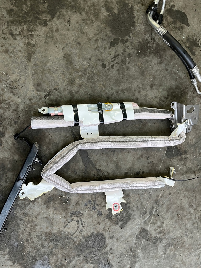 фото №1, Шторка безпеки повітряна права combo rifter proacy berlingo iv 18-25