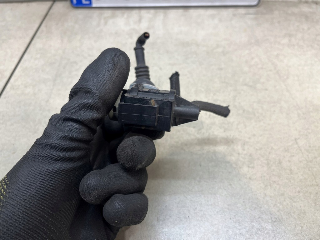 фото №7, Клапан вакуумa audi a4 b6 2.5 tdi 1j0906283a