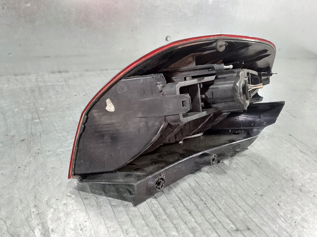 фото №7, Лампа задня права renault scenic ii 8200493375g