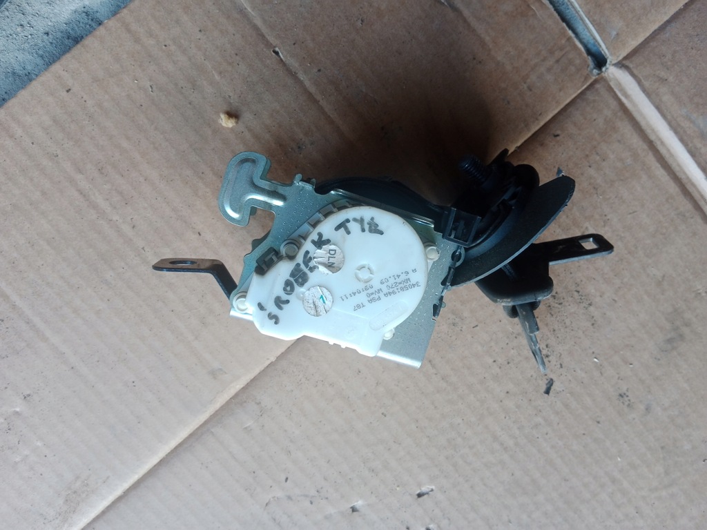 фото №1, Pas безопасности задняя середина peugeot 5008