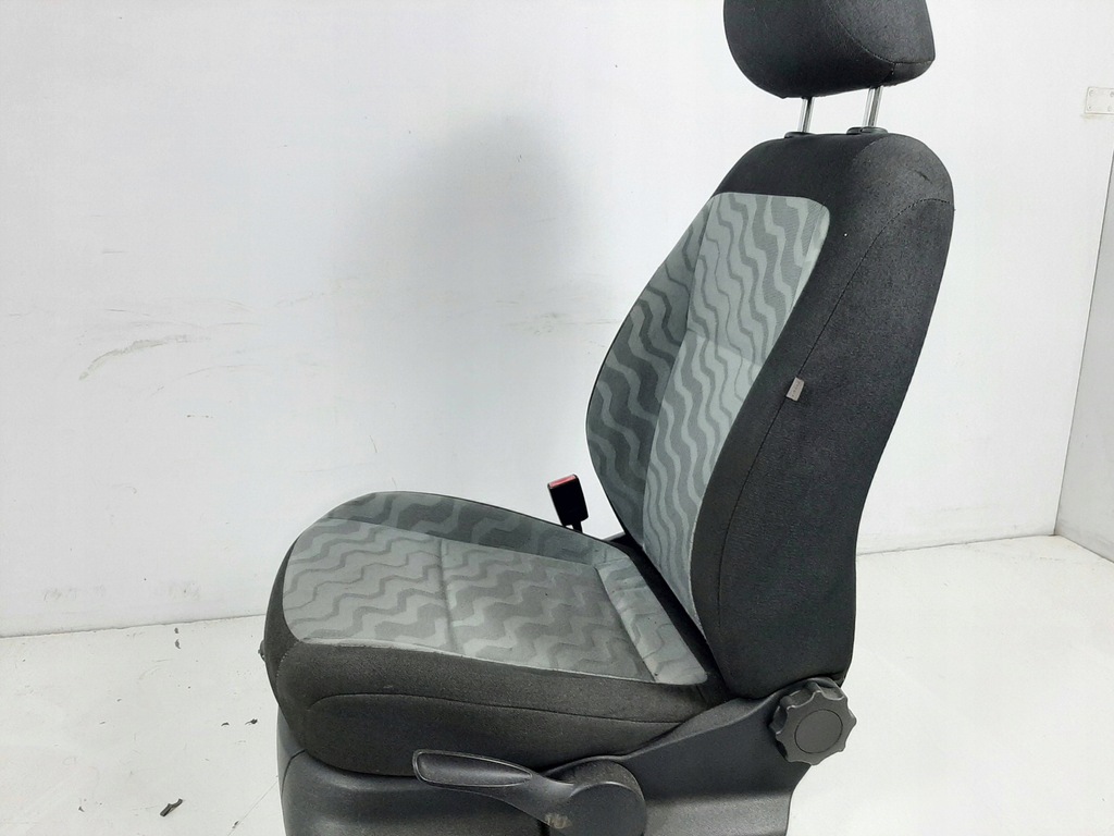 фото №14, Skoda roomster 1.4tdi 09r сиденье левый перед водителя