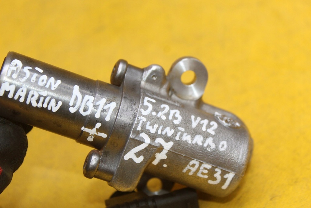 фото №9, Датчик faz распределительного вала aston martin 5.2 b v12 twin turbo db11 ae31 hy536c74