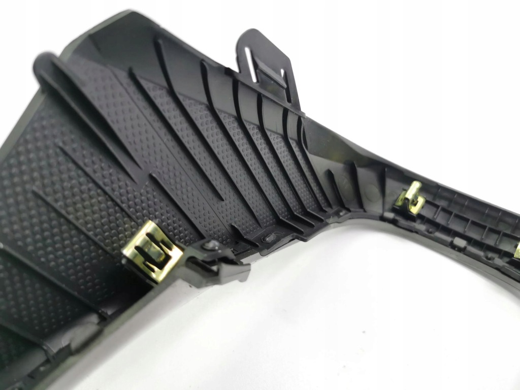 Chevrolet trax 2013 рамка важіль перемикання передач  avf67255 Київ