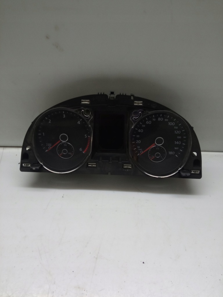 фото №1, Счетчик приборы vw passat cc 3c8920970e