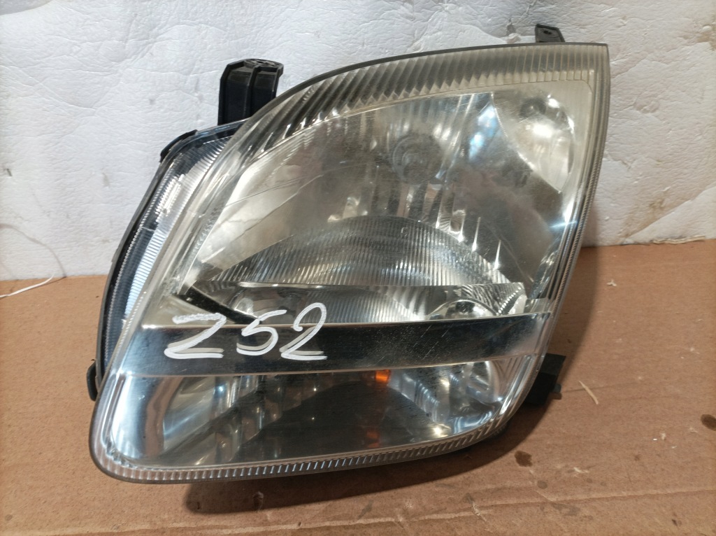 фото №1, Suzuki ignis 03- фара передний левый 35300-86g10