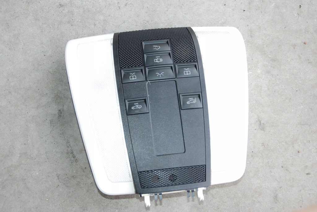 фото №1, Mercedes c w204 лампа освітлення салону перед