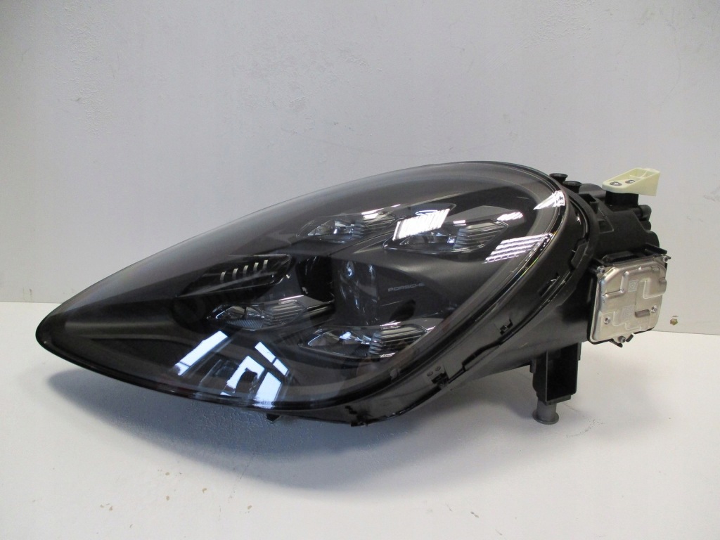 Фара cayenne 9y0 full led 9y0941103 matrix Оригинал