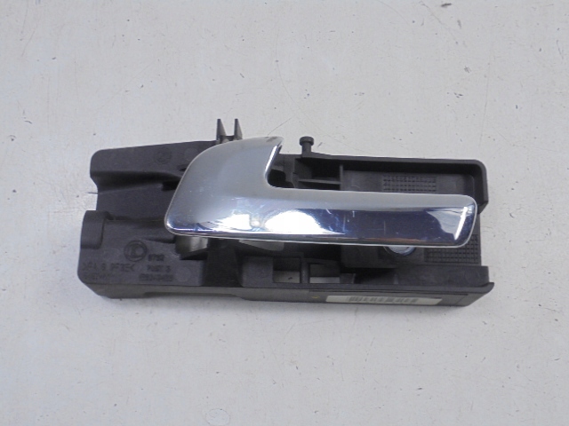 Купити Alfa romeo 159 ручка двері внутрішня ліва задній 156043463