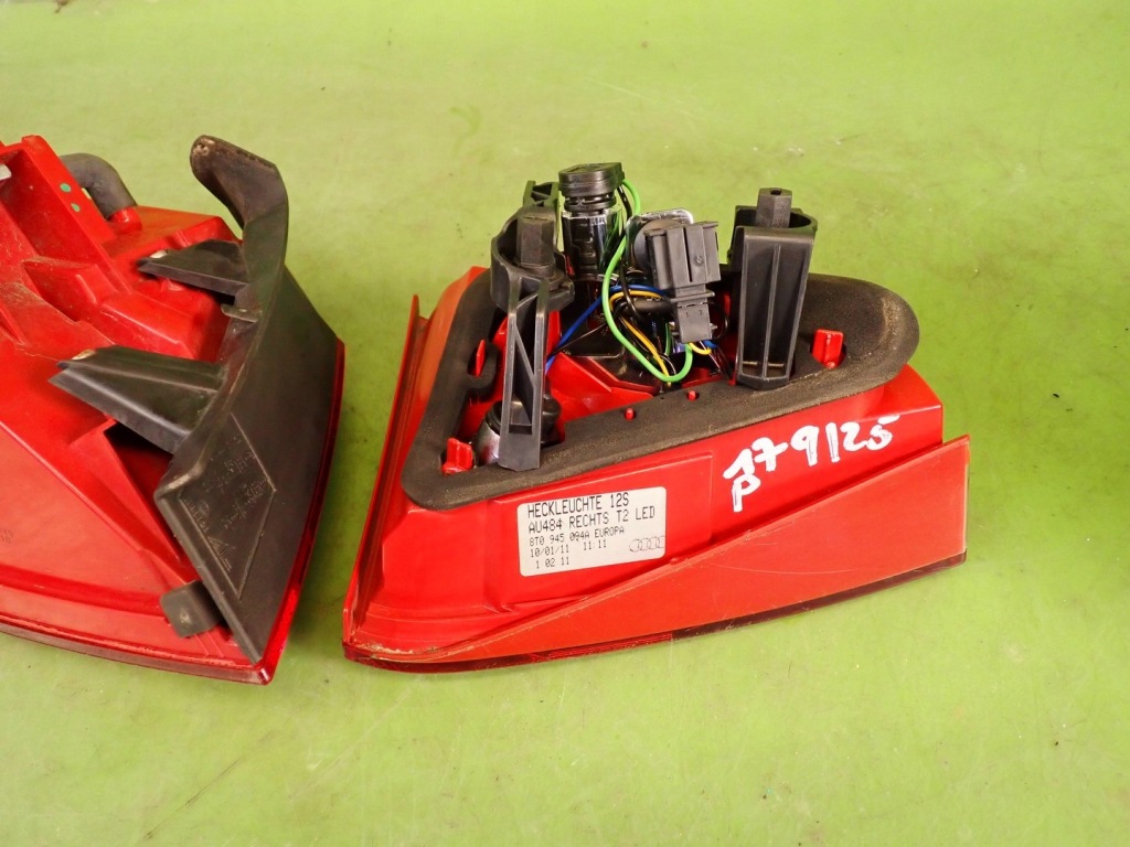 фото №13, Лампа правая задняя задняя audi a5 8t sportback 11r 8t8945096d 8t8945094a