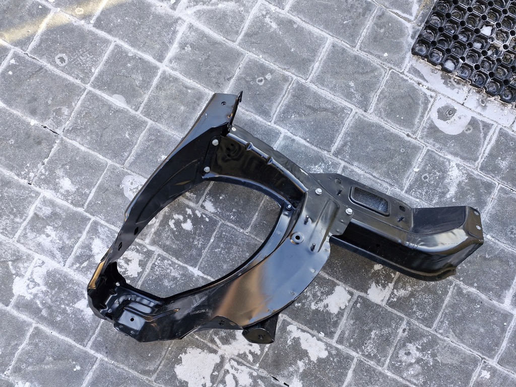 фото №1, Mercedes ml w164 правый панель фары оригинал