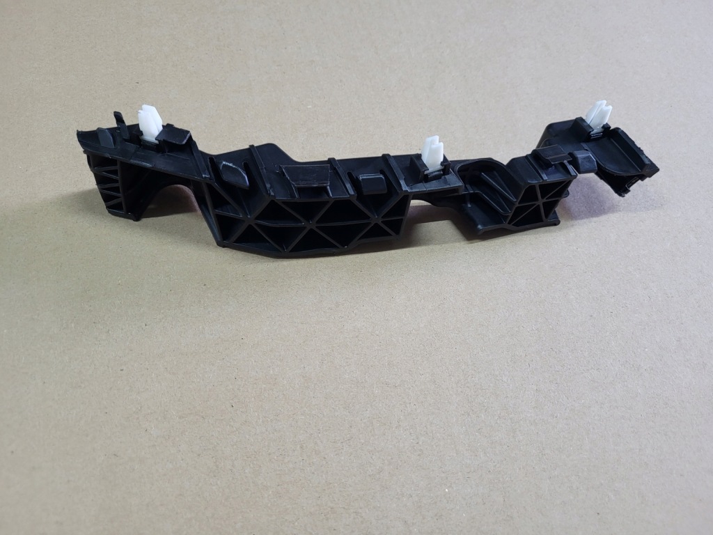 фото №1, Kia stonic направляющая кронштейн бампера передний перед левая