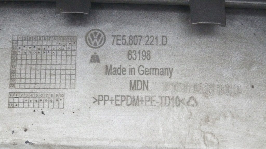 фото №8, Vw t6 multivan 7e5 15-19 бампер передний перед z25