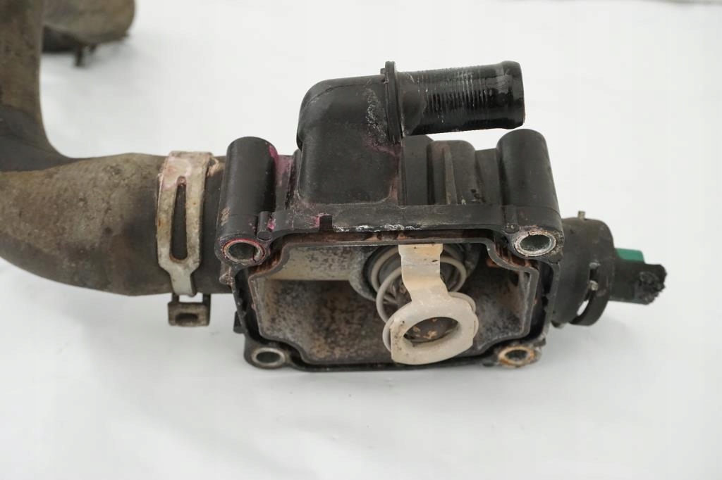 фото №7, Термостат корпус peugeot 1007. 1.6 16v