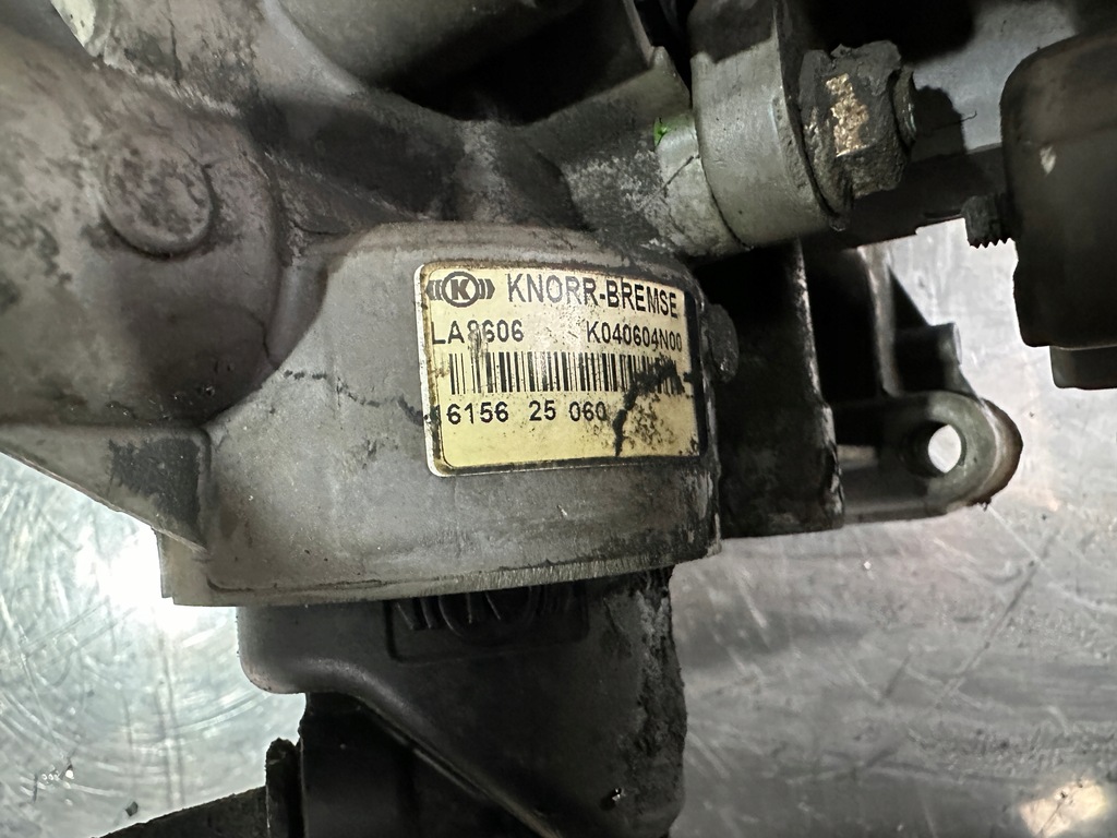 фото №5, Осушувач повітря клапан iveco stralis k040604 k043830 k048307