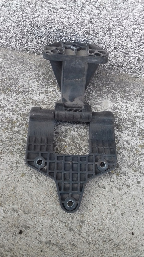 фото №1, Renault midlum dci daf lf петля решётка капот oryg