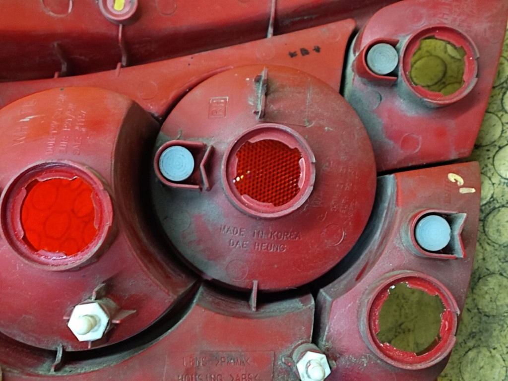 Chevrolet kalos фара правий задні в Україні