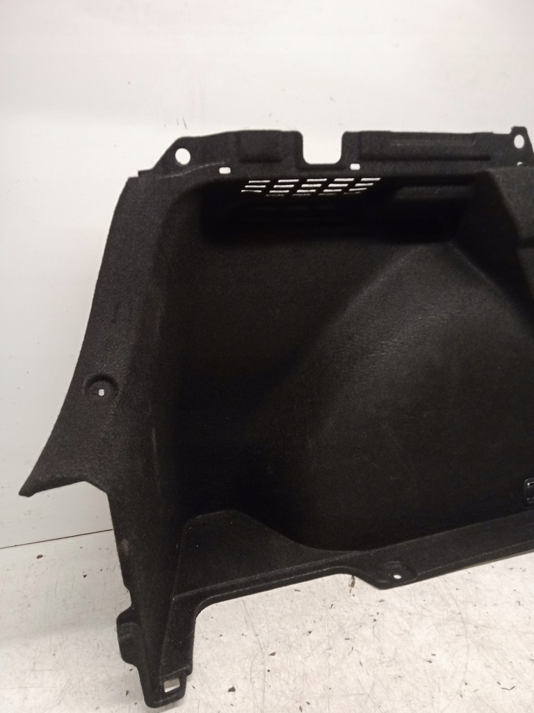 фото №8, Hyundai i30 iii hb обшивка багажника правый 85740-g4000 2017-