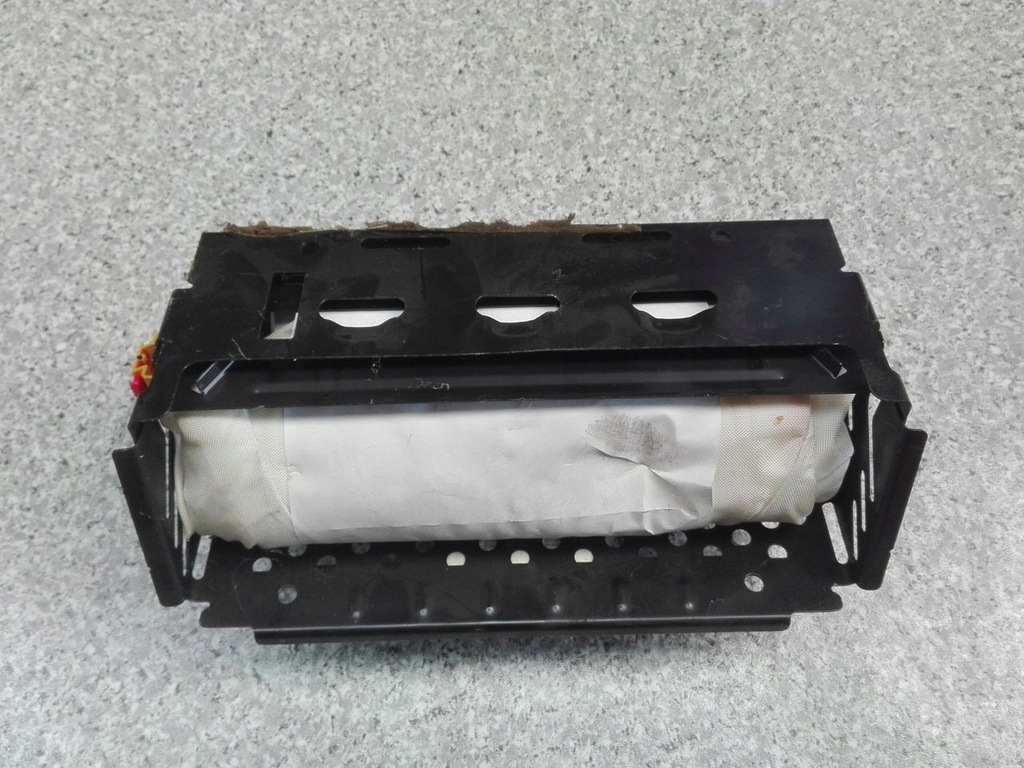 фото №1, Подушка пасажира - pt cruiser 00-