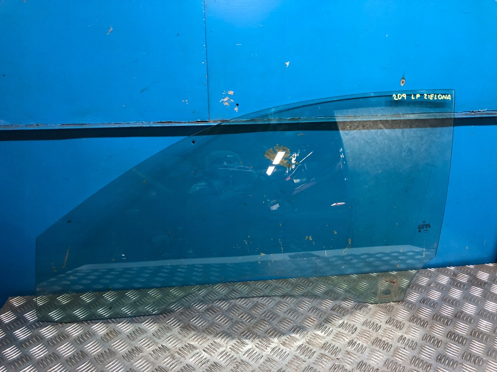 фото №1, Mercedes clk w209 левая передняя стекло дверь левый перед зелёный 2007