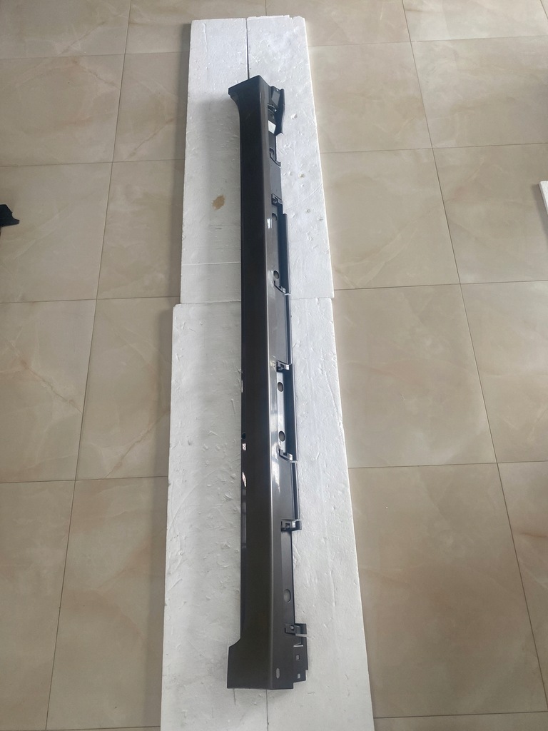 фото №1, Toyota verso молдинг порог левая 75860-0f010