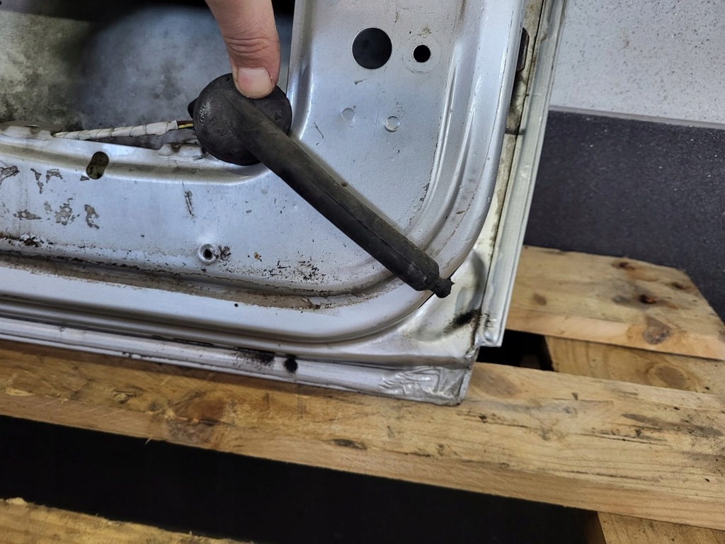 фото №16, Opel astra f kombi двері лівий задня ліва задні z147