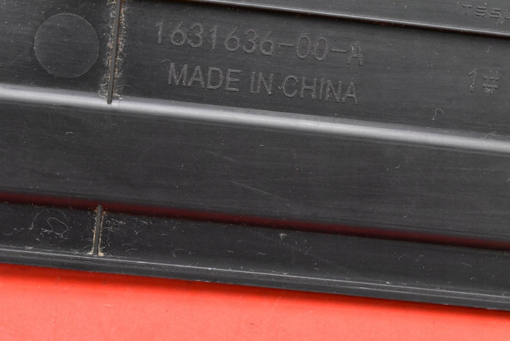 Кронштейн номерного знака реєстраційний задній 1631636-00-a tesla model y 20- Київ