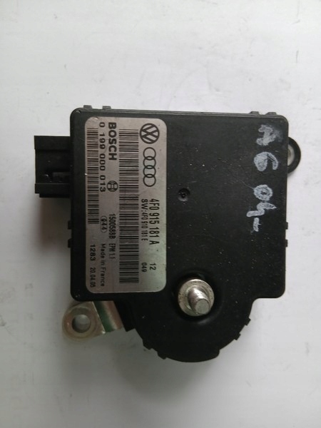 Купить Коробка приборная напряжения audi a6 4f0915181a