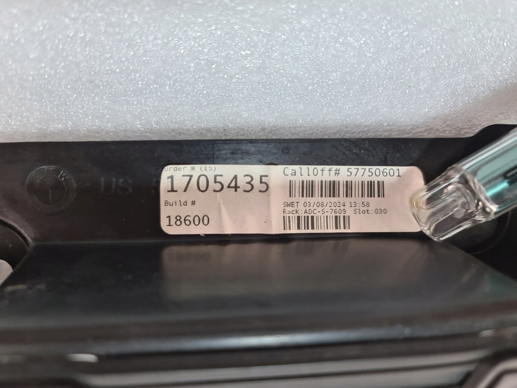 Bmw g31 g30 lci напрямна кронштейн бампера задня датчик задній 8494948 Доставка