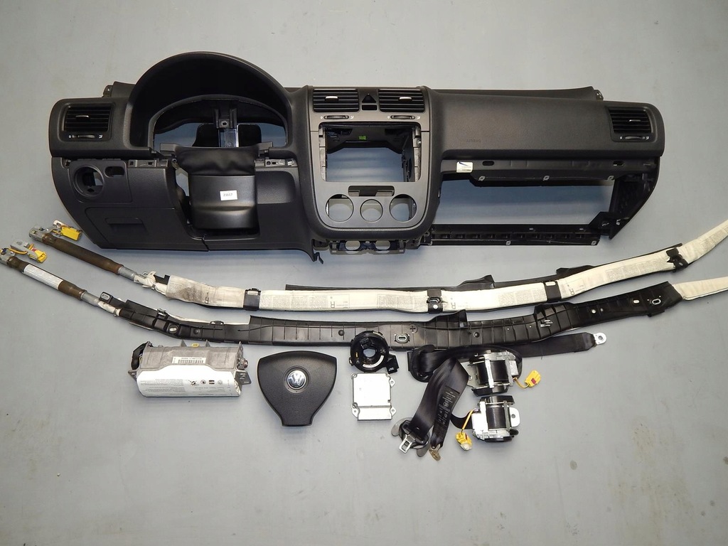 фото №2, Vw jetta приборная панель консоль ремни подушки безопасности подушка безопасности