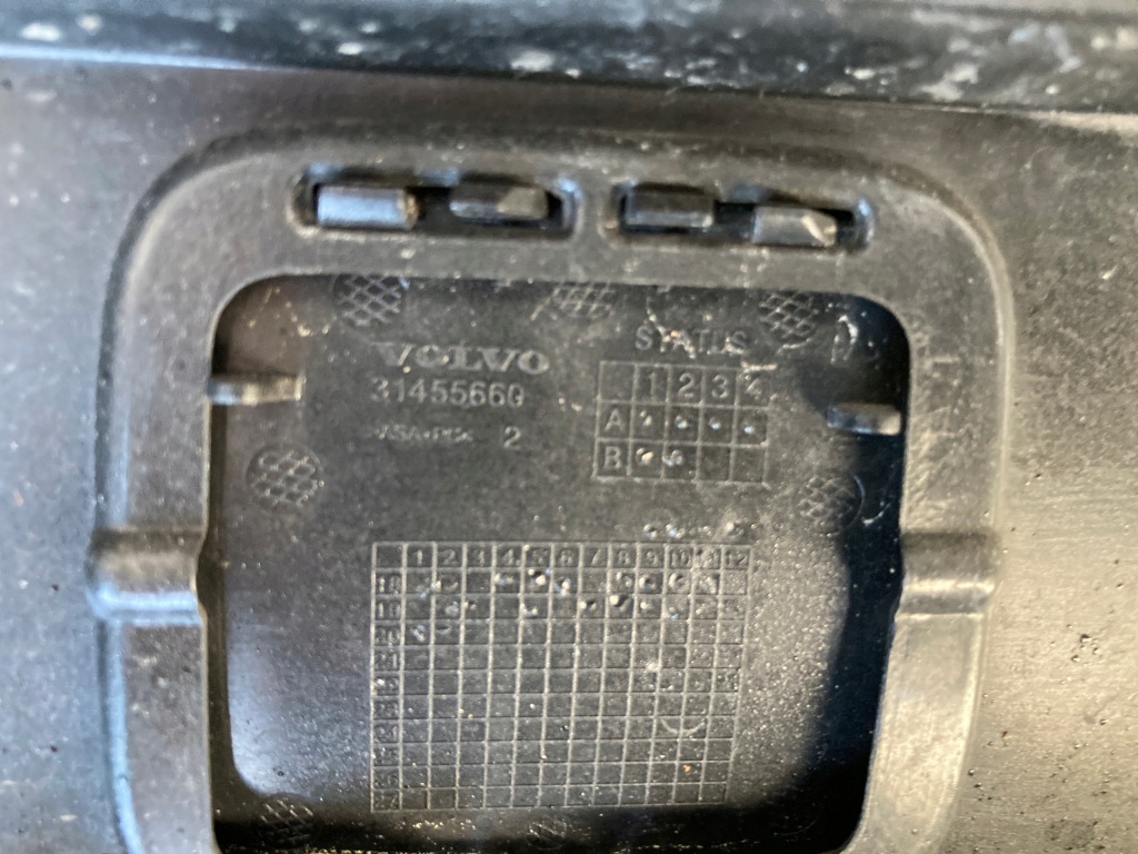 фото №16, Volvo xc60 ii r-design бампер задній задня pdc