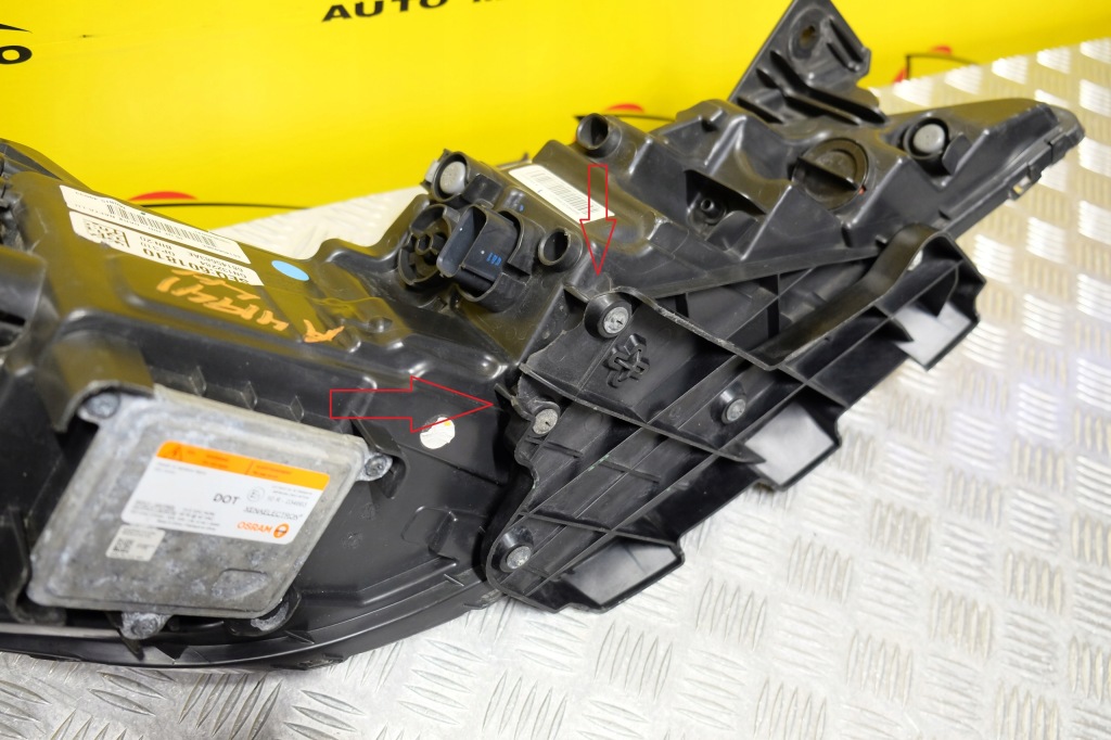 Chrysler 200 2015- фара лампа ксенон з led ліва usa Оригінал